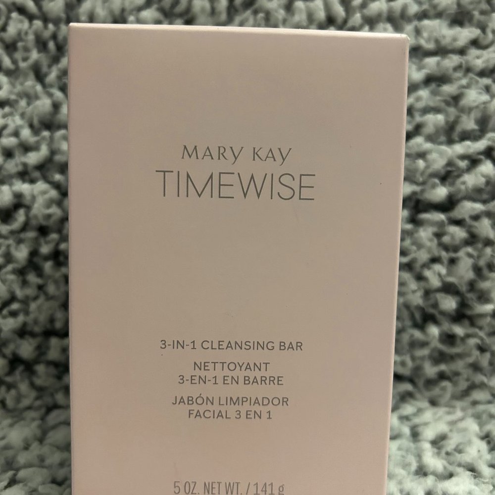 Mary Kay TimeWise 3 in 1 Cleansing Bar
